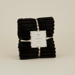 Karaca Stripe Sherpa Schwarze TV-Decke, 130 × 150 cm