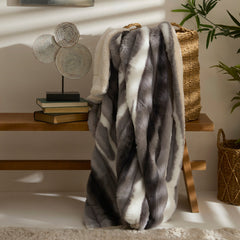Karaca Rabbit Sherpa TV-Decke Grau, 130 × 150 cm