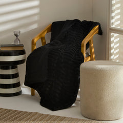 Karaca Stripe Sherpa Schwarze TV-Decke, 130 × 150 cm
